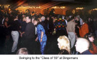 Swinging to the "Class of '59" at Bingeman  [Photo: Herwig Wandschneider]