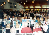 ...together with the audience  (25 Years Hansa Choir)