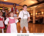 Junior Alpine Dancers  [photo: Herwig Wandschneider]