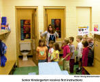 Senior Kindergarten receives first instructions  [photo: Herwig Wandschneider]