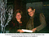 A donation for Zoe from the Board of the Danube Swabian Club handed by Brigitte Wecker (l.) to Sybille (r.)