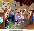 Kinderchor singt mit Begeisterung  [photo: Herwig Wandschneider]