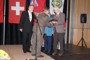 Families Betzner and Schoerg, introduction by Toni Bergmeier, presentation of plague by Gerhard Griebenow 