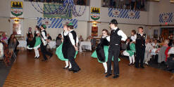 The Danube Swabian Youth Group - Dance 2
